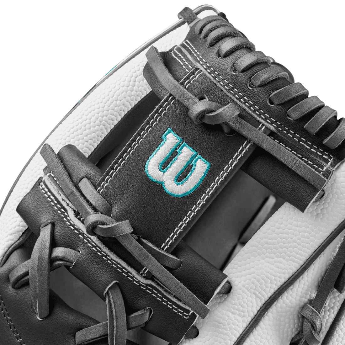 2024 A2000 Classic SuperSkin H75 11.75" Fastpitch Softball Glove: WBW1026231175 - Image 5