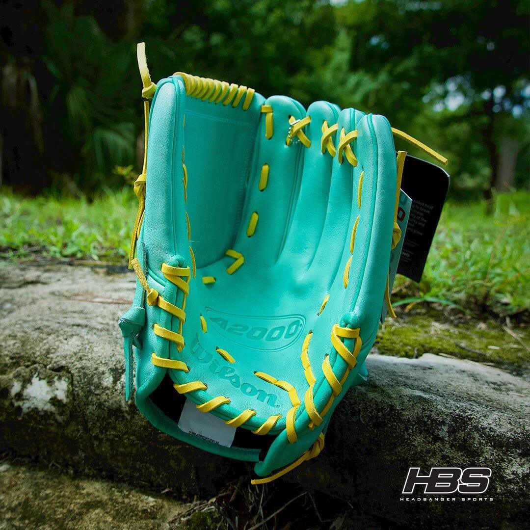 2024 Wilson A2000 B23 12" Pitcher's Baseball Glove: Seafoam & Yellow - Image 5