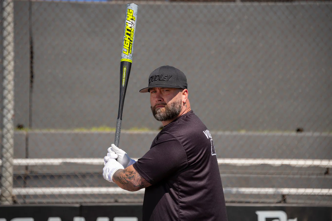 2026 Dudley Lightning Legend Retro 2.0 13" Balanced Senior Slowpitch Softball Bat: LLBSP2R - Image 3