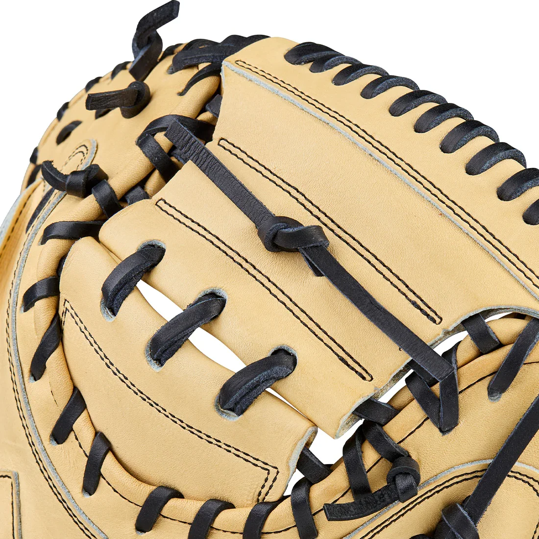 2026 Wilson A2000 Classic Series 1734 34" Baseball Catcher's Mitt: WBW10412934 - Image 4