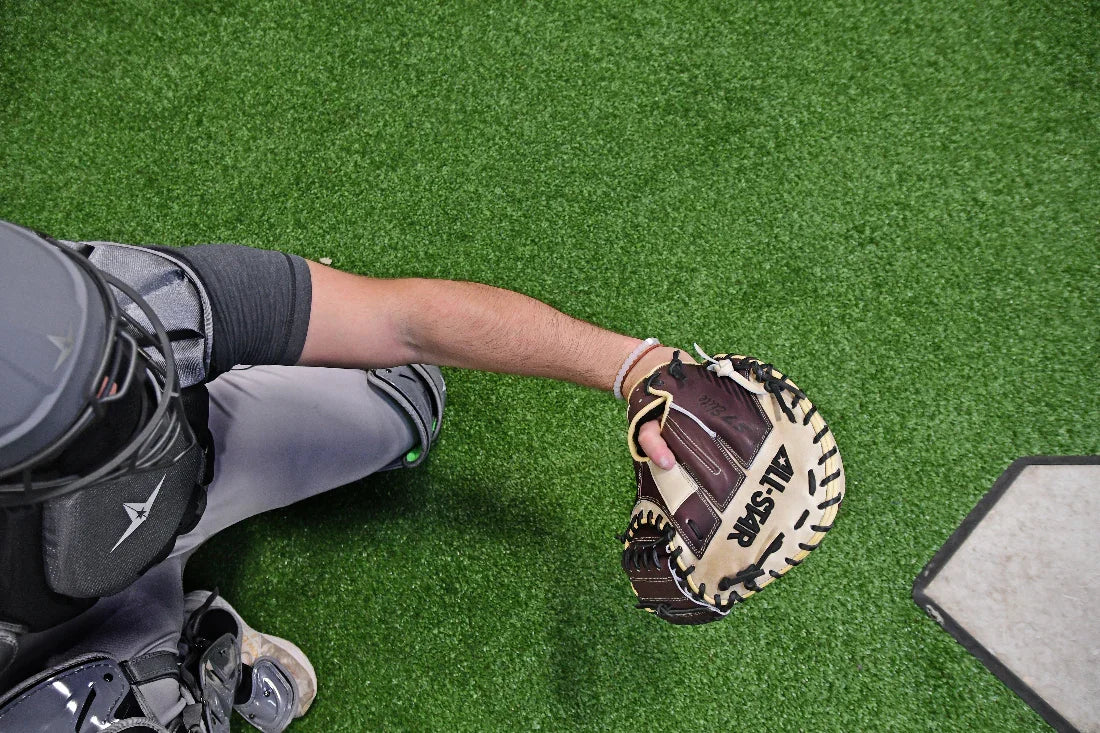 All-Star S7 Elite Pro Travel Fit 33" Baseball Catcher's Mitt: CM5000 - Image 5