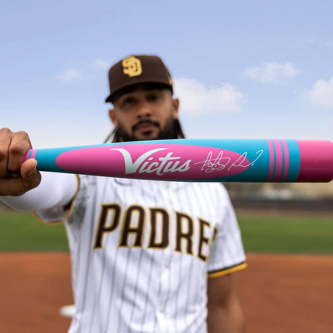 Victus Vibe Tatis Pink Pro-Crayon USSSA Baseball Bat: -10, -8, -5 - Image 2