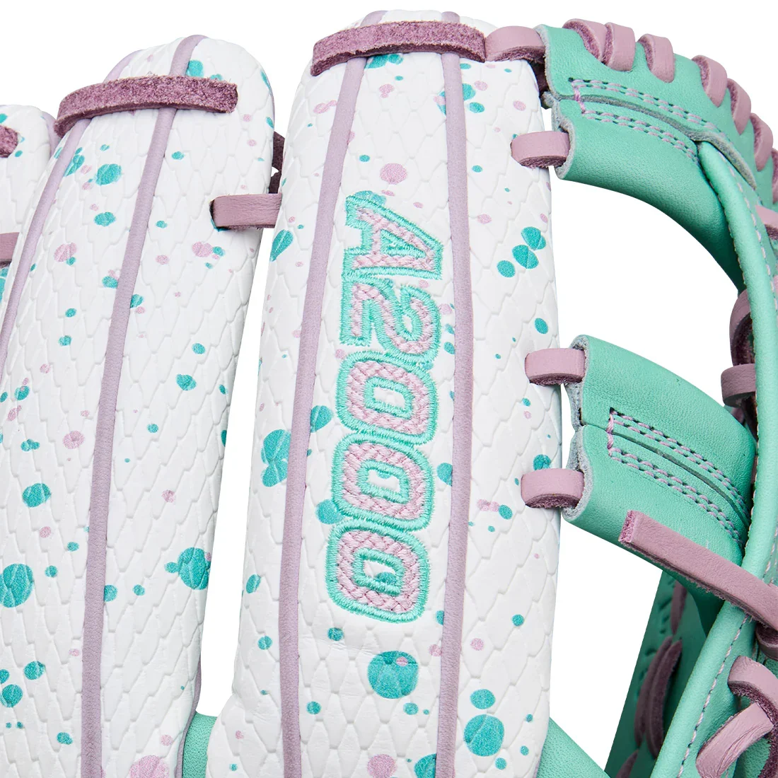 Wilson A2000 FP75SS 11.75" Winter Collection Fastpitch Softball Glove: WBW1039451175 - Image 10