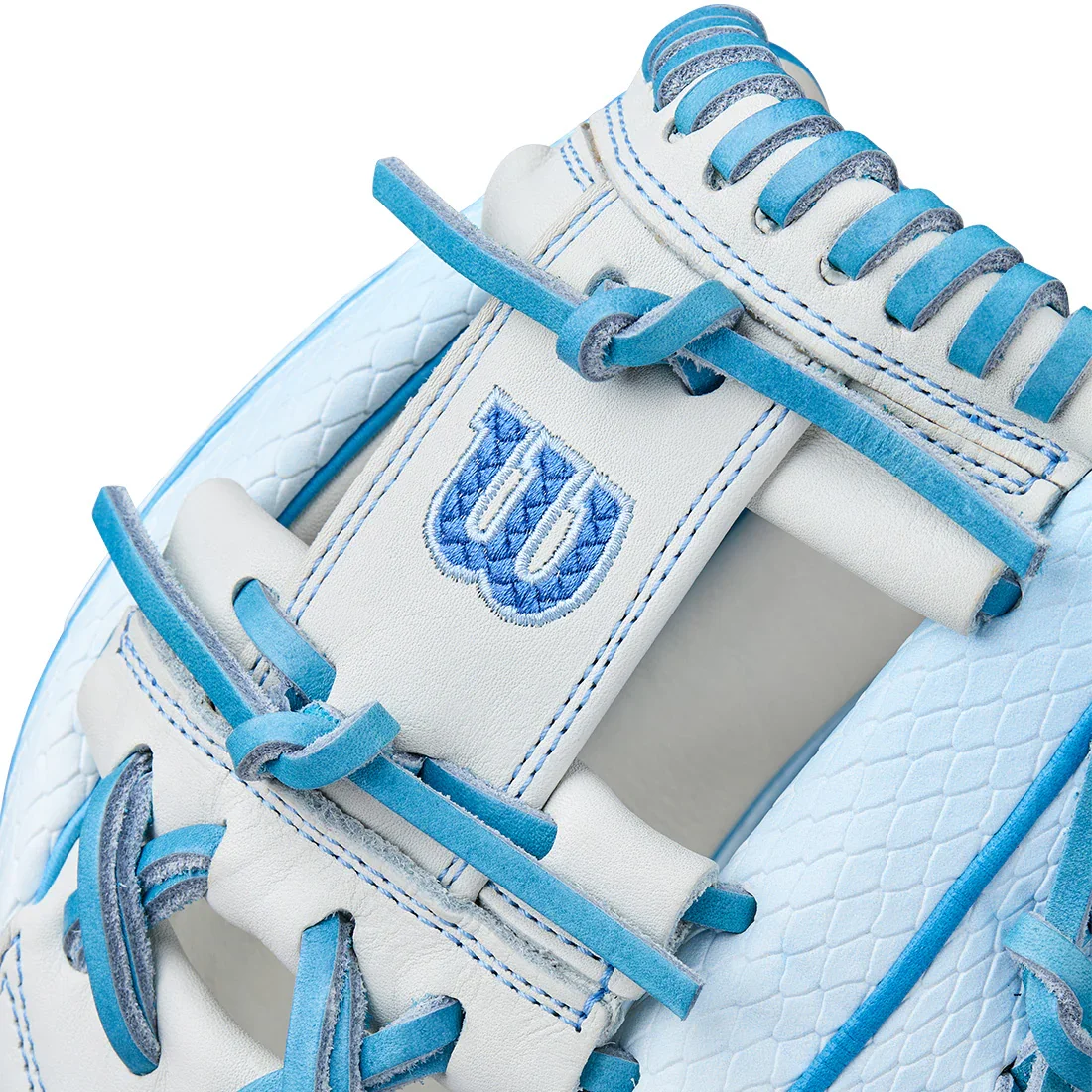 Wilson A2000 H12SS 12" Winter Collection Fastpitch Softball Glove: WBW10394612 - Image 7